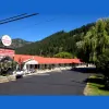 Overlander Motel